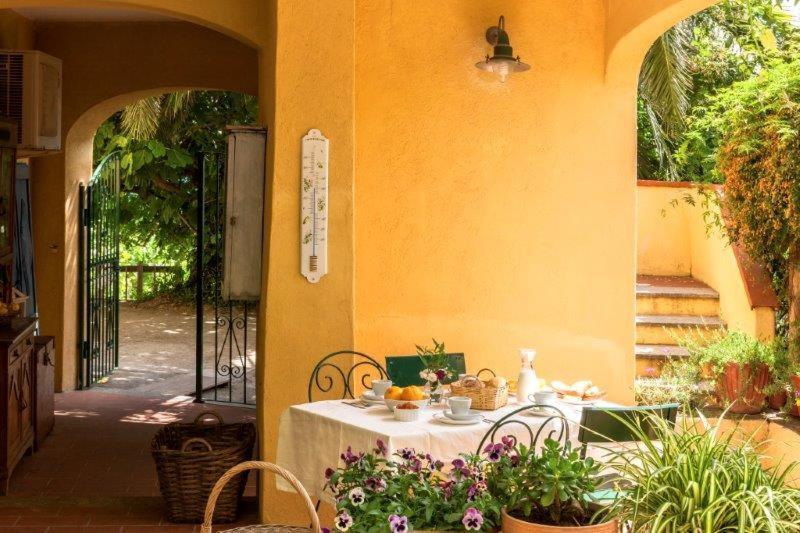 Agriturismo La Selva 호텔 피날레리구레 외부 사진